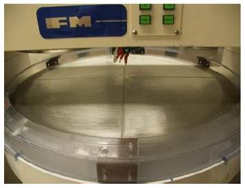 Conditioning test on an aluminium platen.