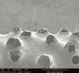 BSL-Diamantbelag: Mikroskopbild mit Maßstab 1.0 mm